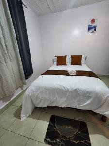 Neon One Bedroom BnB in Juja