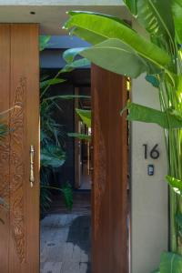 Raw Tropical Villas - Walk to Beach