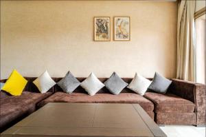Luxury Apartment with Pool & Golf view