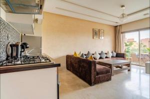 Luxury Apartment with Pool & Golf view