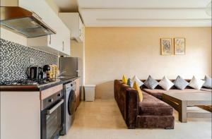 Luxury Apartment with Pool & Golf view
