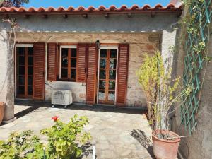 Danaes Stone House