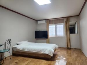 Seoraksan Youth Hostel