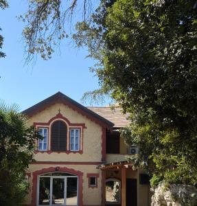 SilverGold Home - Villa Camelia