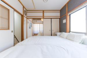 Osaka USJ Namba 15 Min Japanese Home Sleeps 6