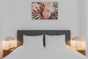 Oak Flat | 2BR, 2BA & Private Parking