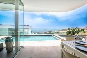 Villa Veiga with heated pool
