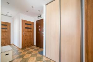 Wilanów Sarmacka Homely Apartment by BookingHost
