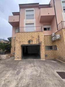 AE7 - Townhouse for 6 with Private Garage and Year-Round Pool - Terrace and AC