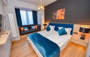 Office Apartment in Romana Square