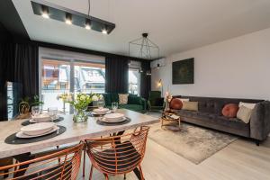 Flatbook Apartamenty - Jantar Park z placem zabaw