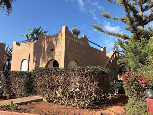 House in green oasis between sea and mountain Sidi Boulfdail