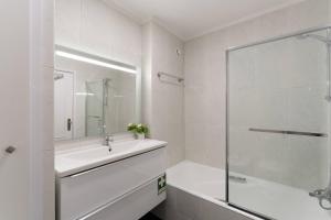 Bright Flat with Balcony & Garage by HostWise