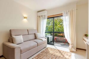 Bright Flat with Balcony & Garage by HostWise