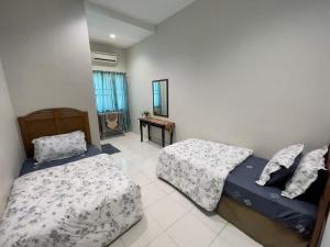 Ritz Homestay UNIT C at Gong Badak, Kuala Terengganu