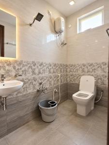Serene 2BHK Apartment with Fully Equipped Kitchen & Parking in Tirupati