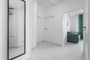 Lumina I Spacious 2BR Apartment I Parking I AC
