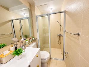 Sky26 Stays by Paula & Hudson Barbados Tower 2615 Azure North Pampanga