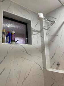 Spacious 1-bedroom stay near KU referral