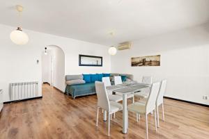 WELCS APARTAMENTO 458 EMP frente al Mar