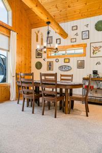 Sage Creek Chalet At The Running Y