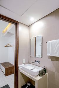 Remodel 2br,2ba A La Carte 404 - Free Airport Pickup From 3 Nights