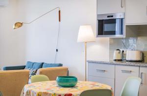 Stanchion Apartment