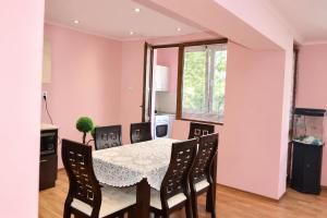 ROSE CREAM Cozy 1Bedroom Apartment in Burgas