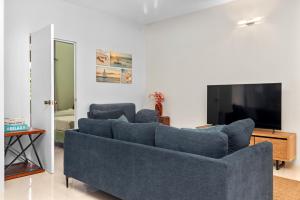 2Brm Condo Tower Isle Gated 15mins to Ocho Rios