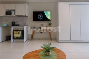 Modern Studio with Private BBQ near Shopping Mariscal