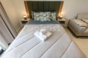 Modern Studio with Private BBQ near Shopping Mariscal