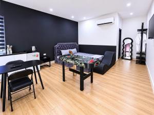 Bonnie Homestay - Không Lễ Tân