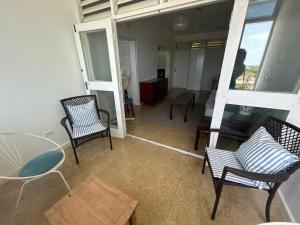 Sea View Apartment, Discovery Bay