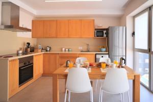 Sunny Home Canteras Beach