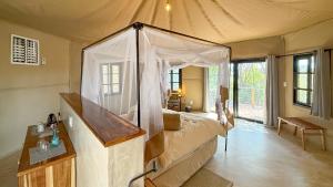 Ndhovu Safari Lodge