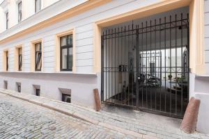 Wagner 12 Old Town Apartment