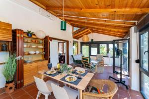 My Dalmatia - Beach Apartment Slanica with private parking