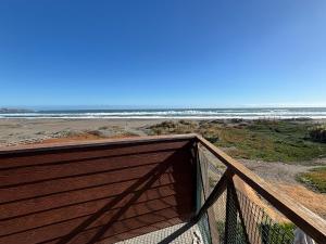 Casa primera linea playa hermosa, Pichilemu