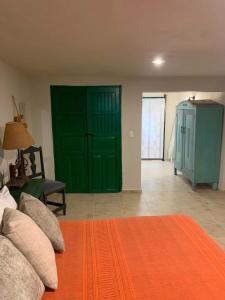 Exclusive House in the Center with Pool