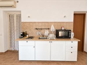 La casa di Lia-parcheggio gratuito-grande cortile privato