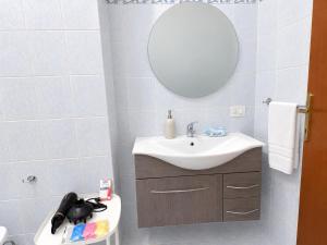 La casa di Lia-parcheggio gratuito-grande cortile privato