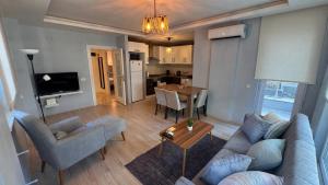 Aether Flats No3,Old Town,Beach,Central,Netflix