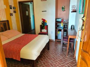 Cancun Guest House 1