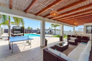 Villa Yanira by Villa Plus