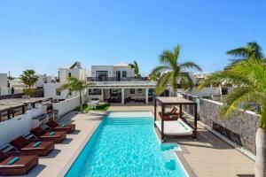 Villa Yanira by Villa Plus