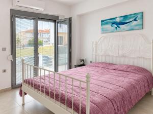 Modern Flat 100m to Flogita Sea