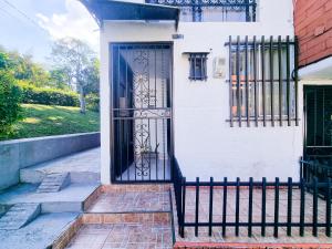 Acogedor apartamento cerca al tranvía 101