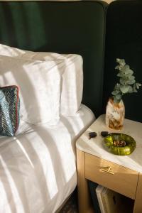Harbour Rocks by Ode Hotels