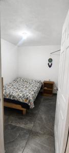 Habitación independiente a 2 cuadras Estadio azteca baño compartido