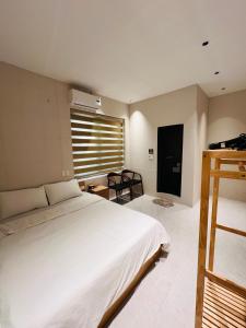 Corner Homestay & Coffee